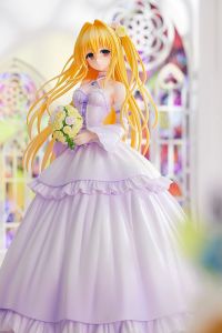 To Love-Ru Darkness PVC Soška 1/7 Golden Darkness Wedding Dress Ver. 23 cm Kadokawa