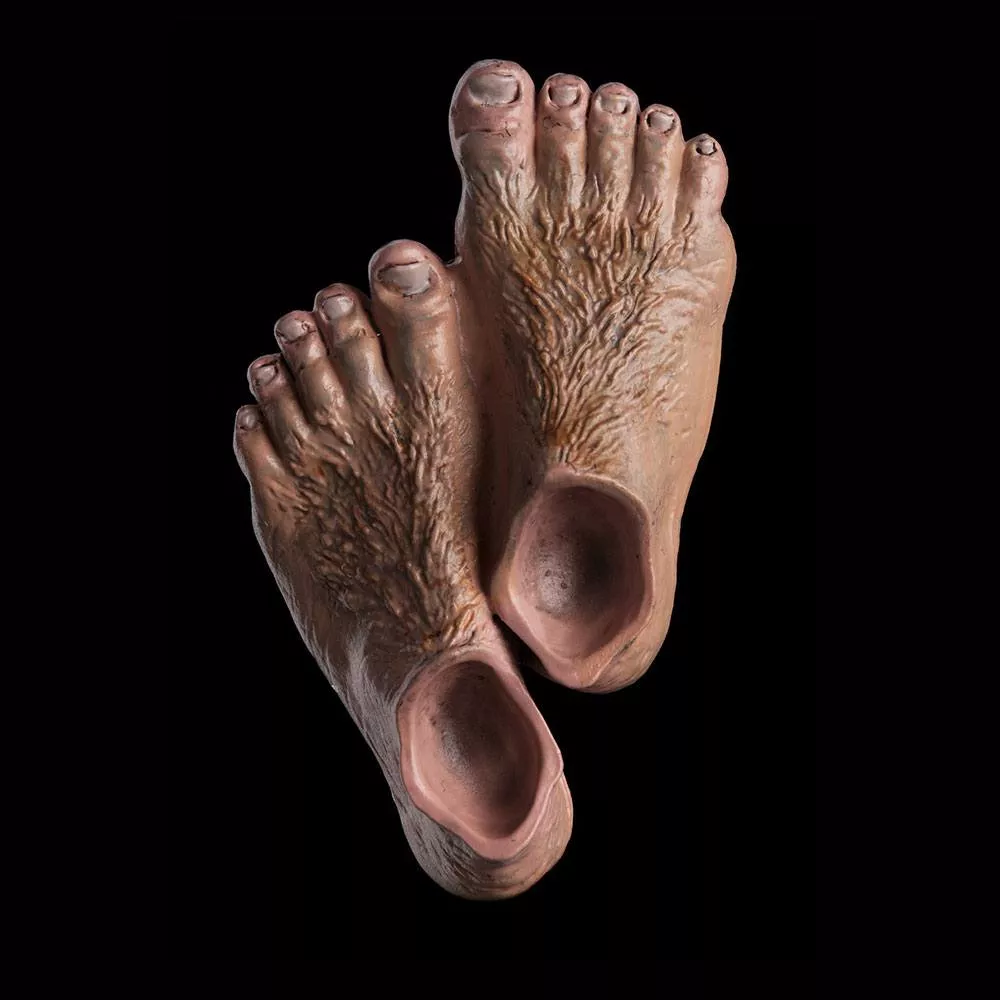 Lord of The Rings Magnet Hobbit Feet Weta Workshop