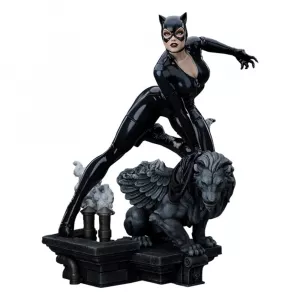 DC Comics Maketa 1/6 Catwoman 35 cm