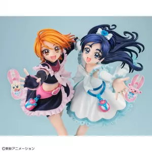 Pretty Cure Lucrea PVC Soška Cure Black & Cure White 22 cm Megahouse